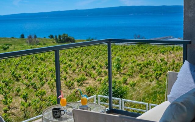 Luxury Seaside Apartment by Litto