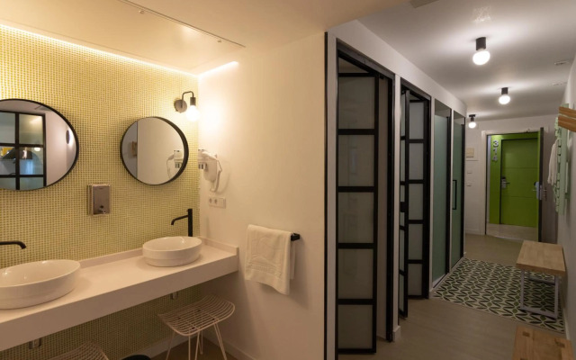 Poniente Playa Aparthotel