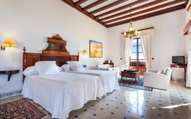 Hotel Llenaire