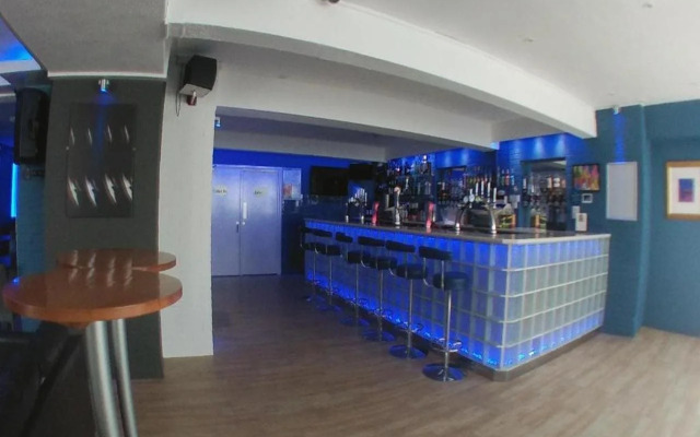 OYO The Southcliff Hotel