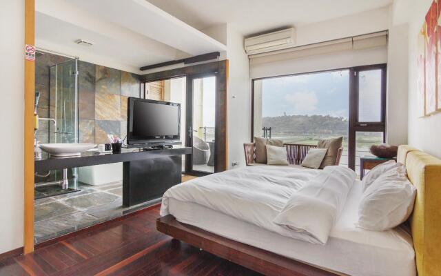 Aqua Star Villa