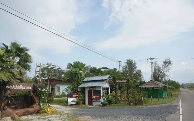 Veerada Boutique Home