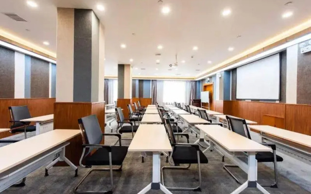 HanTing Hotel (Changchun FAW Chuangye Street)
