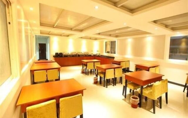 GreenTree Inn Huaian Jinhu West Road Basi Square