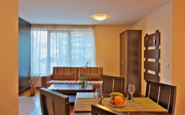 Apartamentos Grand Montana