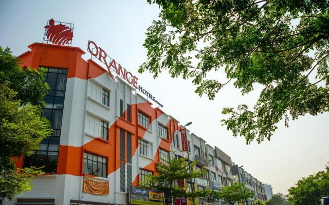 1 Orange Hotel Sungai Buloh