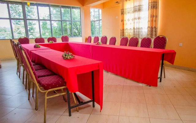 Hillside Grand Hotel