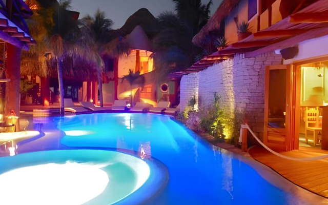 Casa Las Tortugas Petit Beach Hotel & Spa