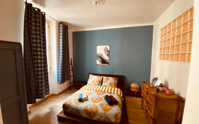 Palais Longchamps, T2 côté cour