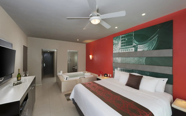 Hard Rock Hotel Vallarta - All Inclusive