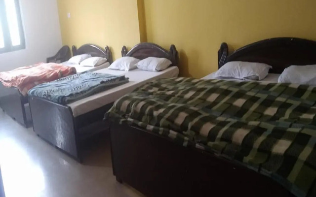 Ashish Bed & Breakfast by StayApart