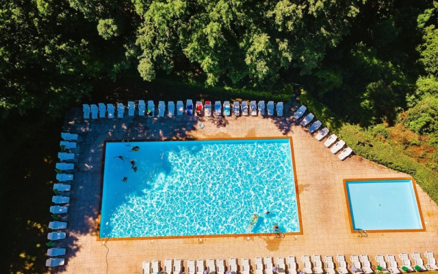 Residence with pool in Guardistallo