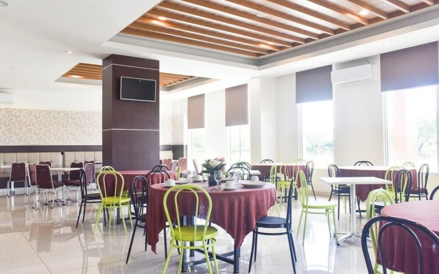 RedDoorz Plus Near Trans Studio Mall Makassar