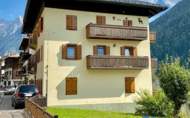Lake view ground floor apartment