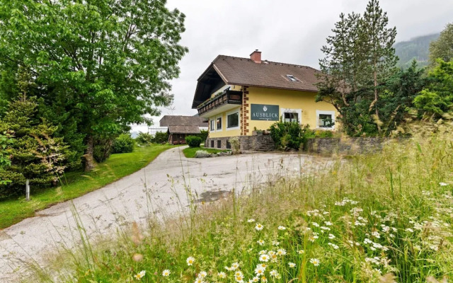 Spacious Apartment in Katschberg