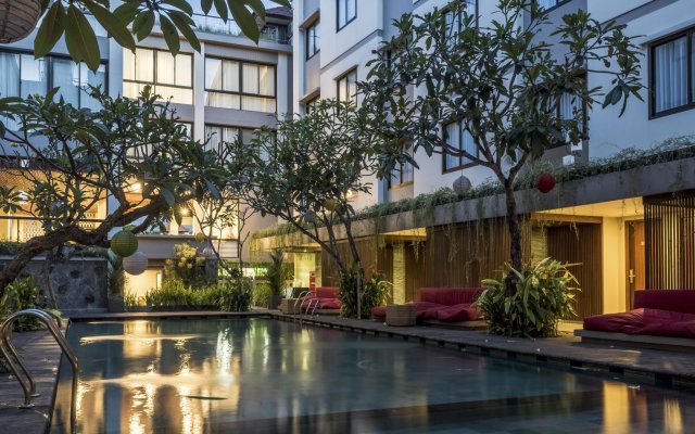 Hotel Dafam Savvoya Seminyak Bali