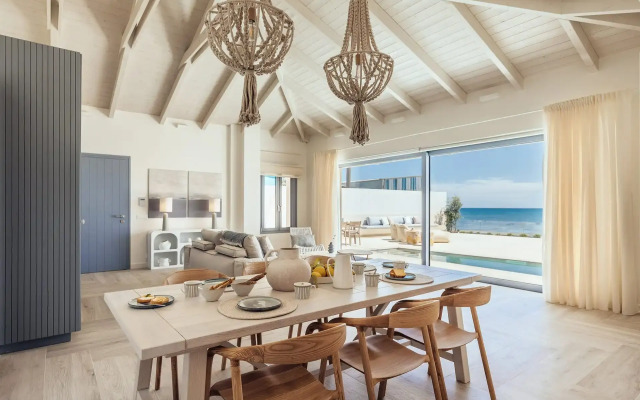Salty Angel Sea Front Villa