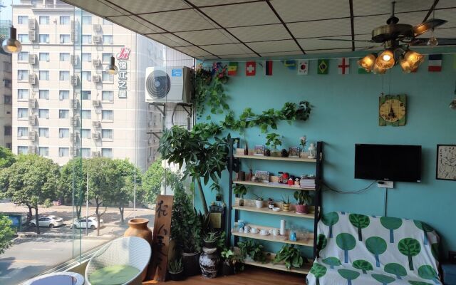Foshan school age Youth Hostel