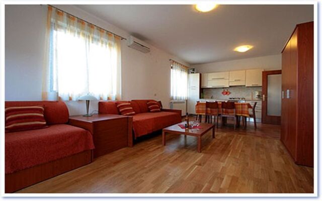 Apartments Maller