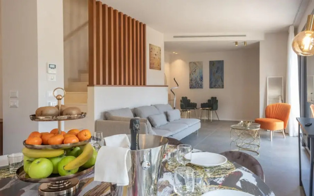 Marea 8 Emma Villas