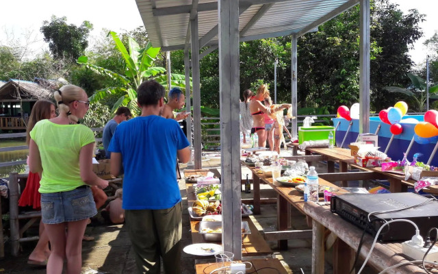 Phangan Farm Stay Resort