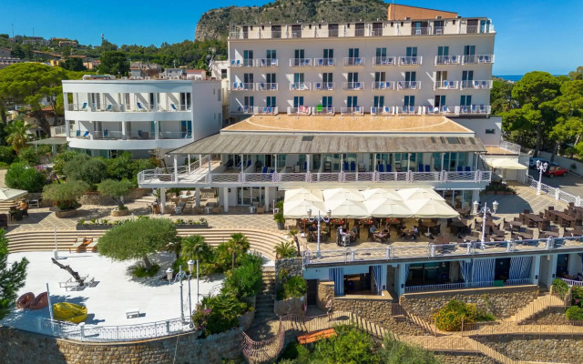 Hotel Kalura