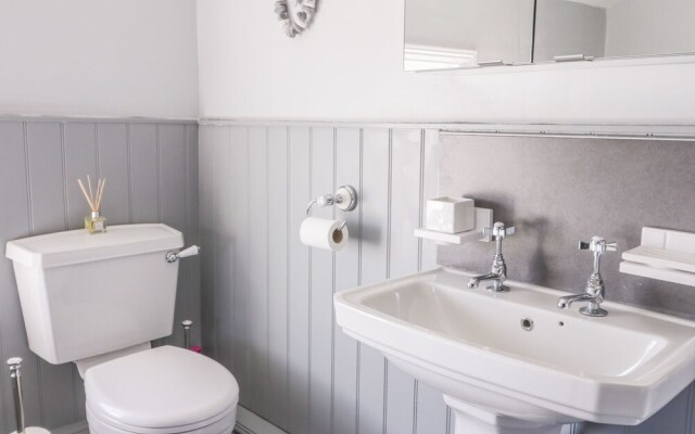 Hartwood Cottage, Scarborough