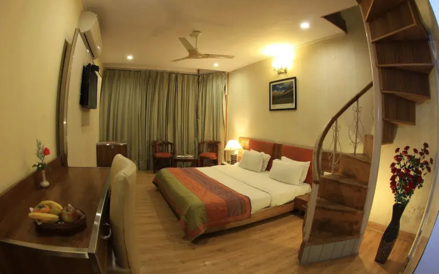 Hotel Piccadily Manali