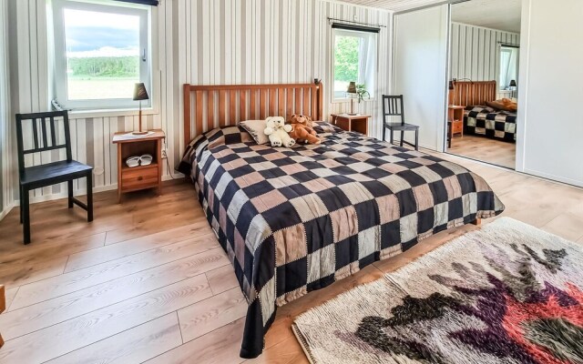Nice Home in Fjällbacka With Wifi and 2 Bedrooms