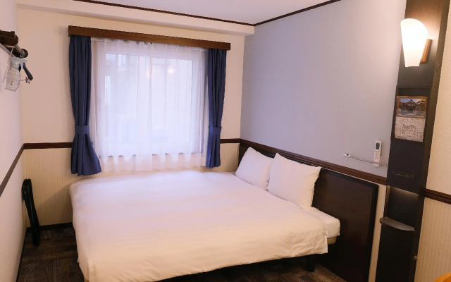 Toyoko Inn Tokyo Nihombashi Zeimusho Mae