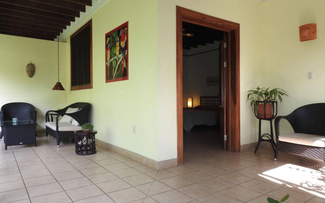 Playa Negra Guesthouse