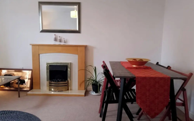 Tranquil Retreat in Ely City Center