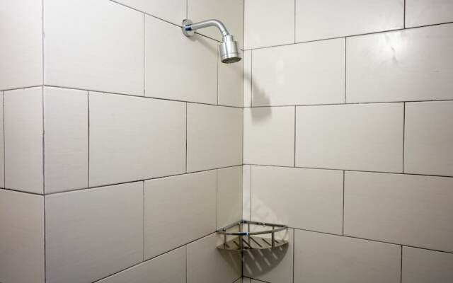 Luxurious Studio Lexington Apartment