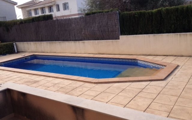 House With one Bedroom in L'ampolla, With Pool Access and Enclosed Gar