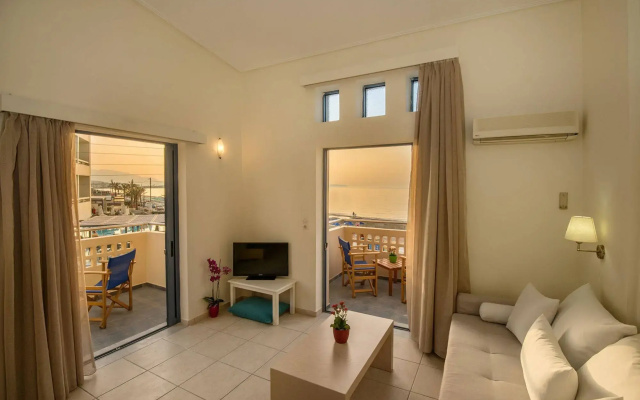 Pearl SeaBreeze Suites