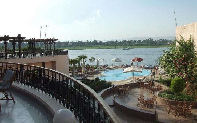 Lotus Luxor Hotel