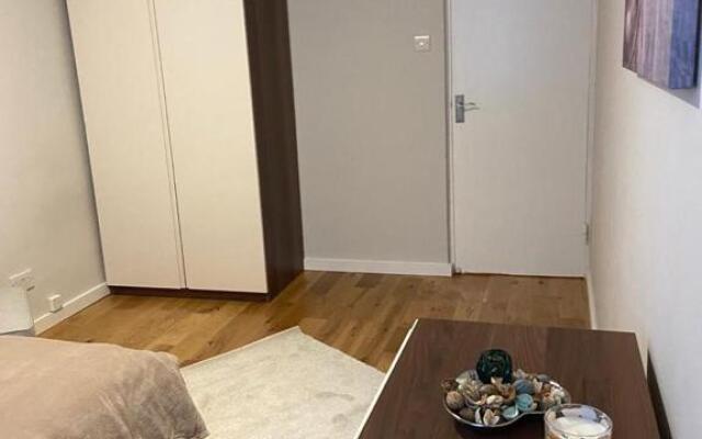 2 double bedroom flat