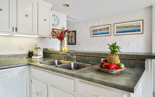 Casa De Emdeko 223 1 Bedroom Condo