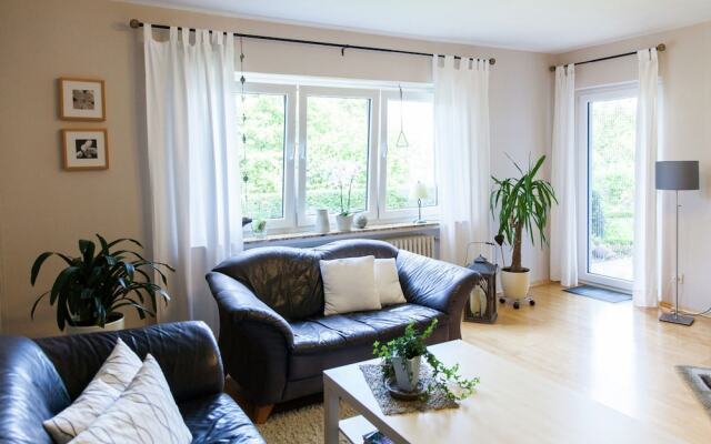 Cozy Apartment in Niederehe Eifel near Forest