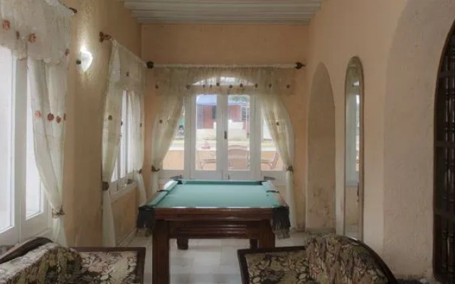 Hotel Dos Mares