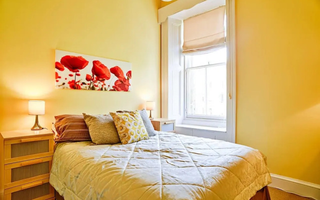 Fabulous location in peaceful New Town cul-de-sac
