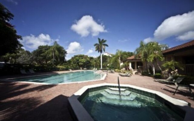 La Peninsula Blvd Condo