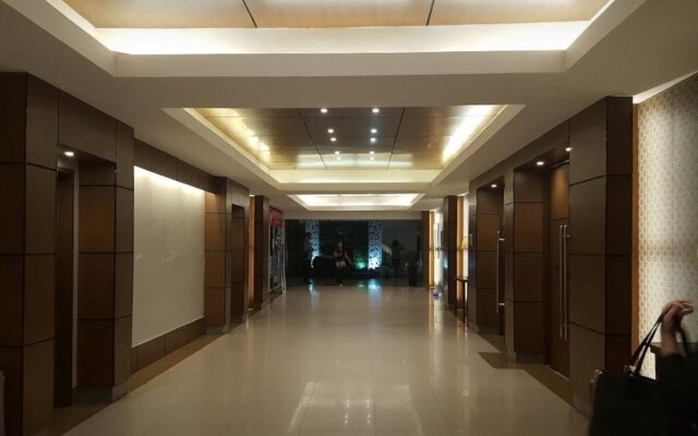 Grand Astoria Hotel