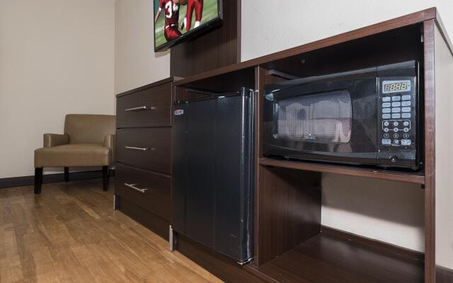 Red Roof Inn Toledo - Maumee