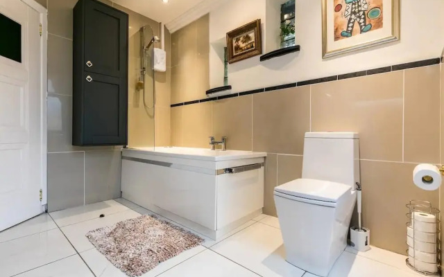 The Cool Belfast Home