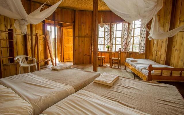 Bushara Island Camp