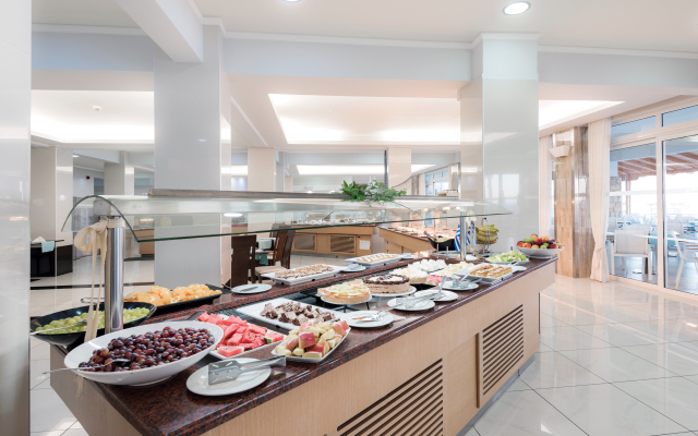 Grand Blue Beach Hotel