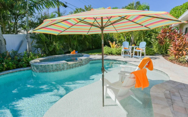 Beach n It - 410 Bay Palms