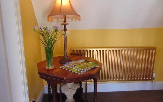 Holywell Guest House