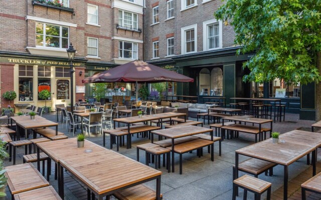 Pied Bull Court By Onefinestay